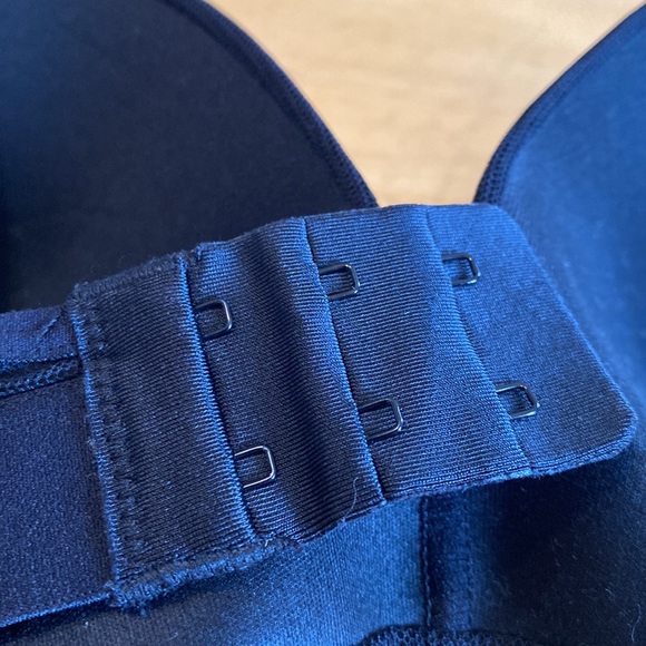 Lively the all day deep V no wire trio bra - Picture 5 of 6